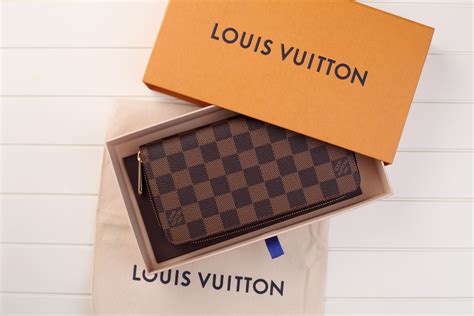 porta carte louis vuitton come riconoscere falso|how to spot a real louis vuitton.